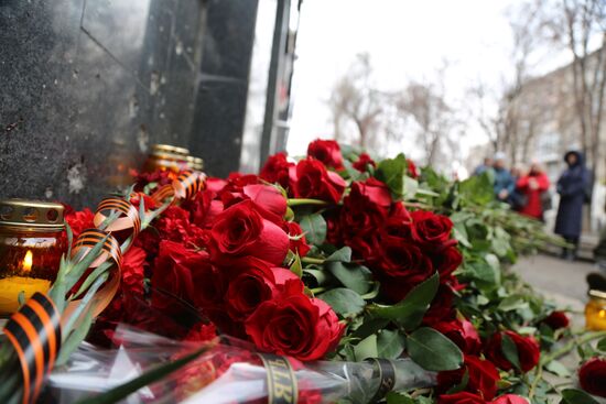 DPR Flowers Laying