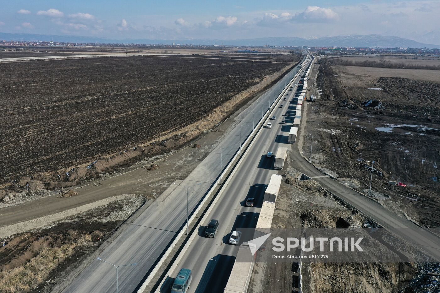 Russia Georgia Roads Closure