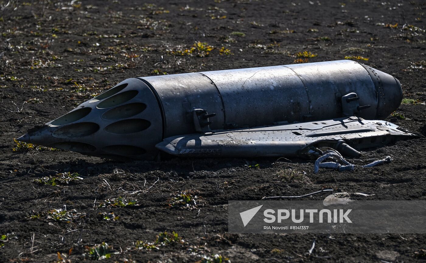 The view shows fragments of the Ukranian Su-25 attack aircraft that was struck, in the Kherson region, Ukraine. Location: Ukraine, Kherson region. Author: RIA Novosti/Sputnik. Ukraine Russia Military Operation Downed Ukrainian SU-25