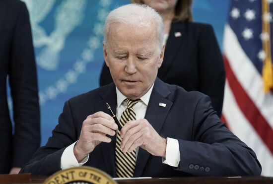 US Biden Ukraine Russia Tension