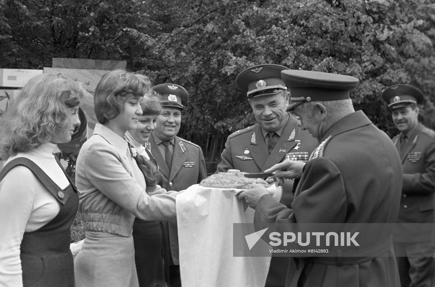Czechoslovak military delegation visits Moscow