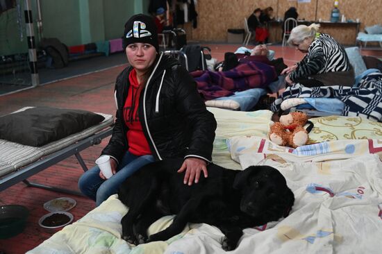 Russia DPR LPR Evacuees