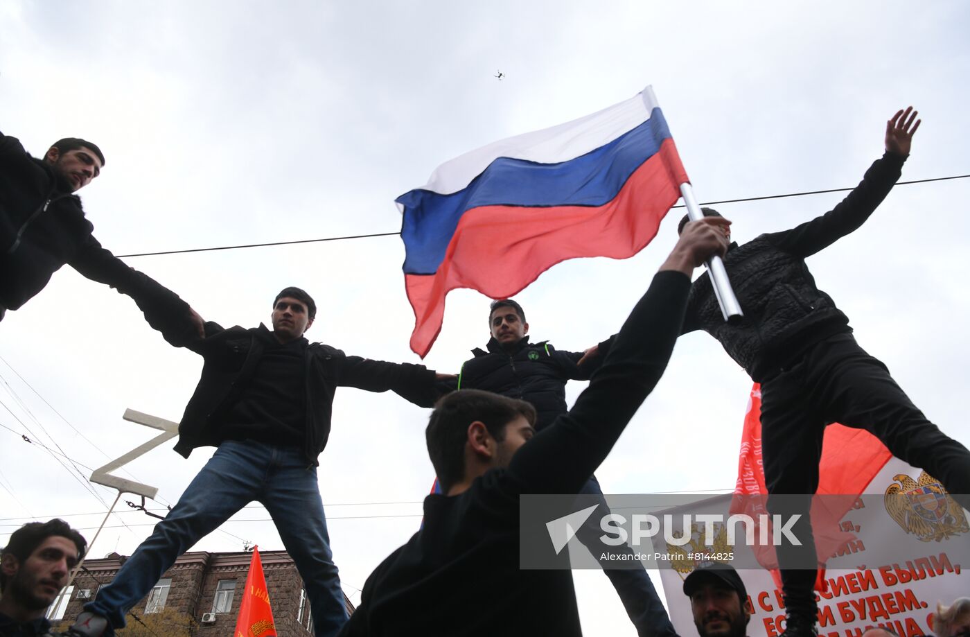 Armenia Russia Military Support Rally