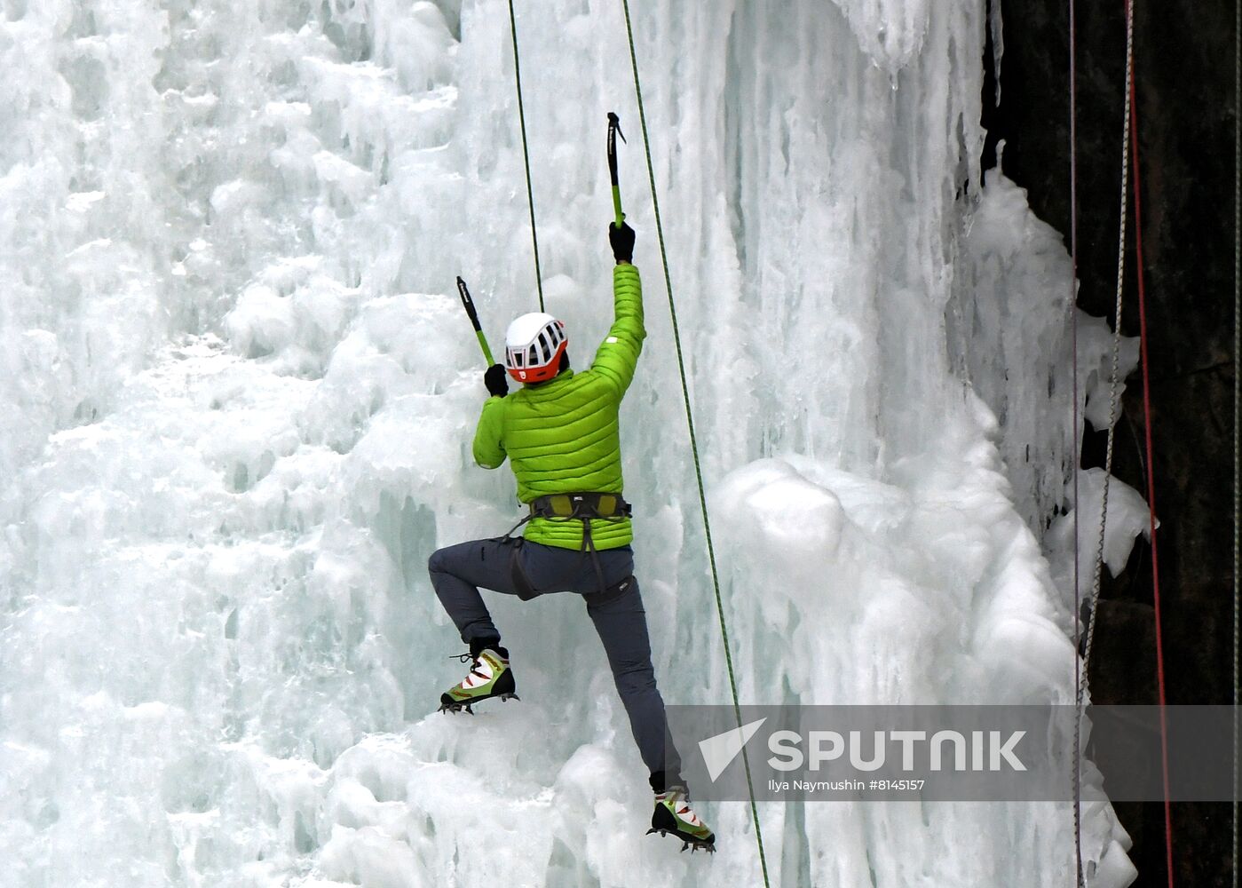 Russia Ice Climbing Competitions