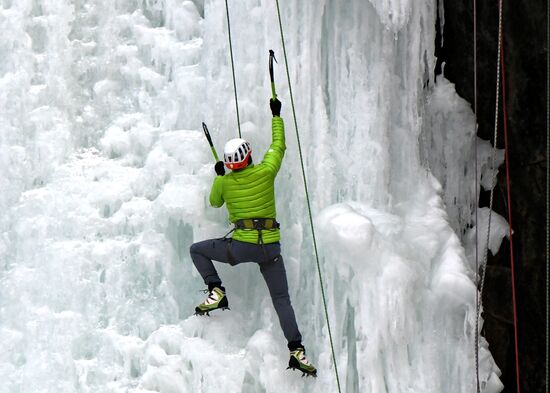 Russia Ice Climbing Competitions