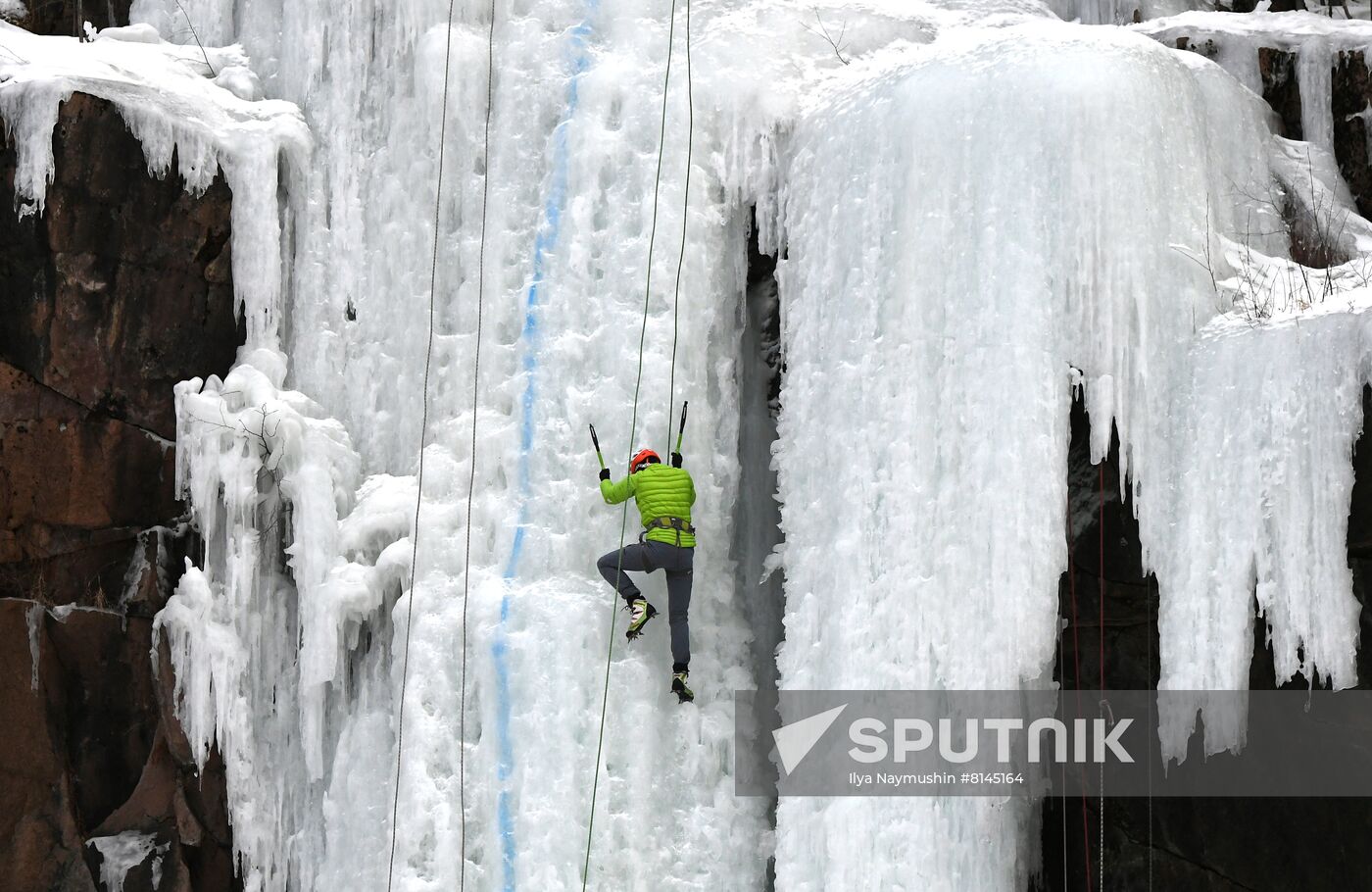 Russia Ice Climbing Competitions