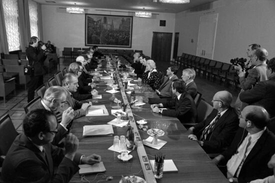 Canadian parliamentary delegation visits USSR