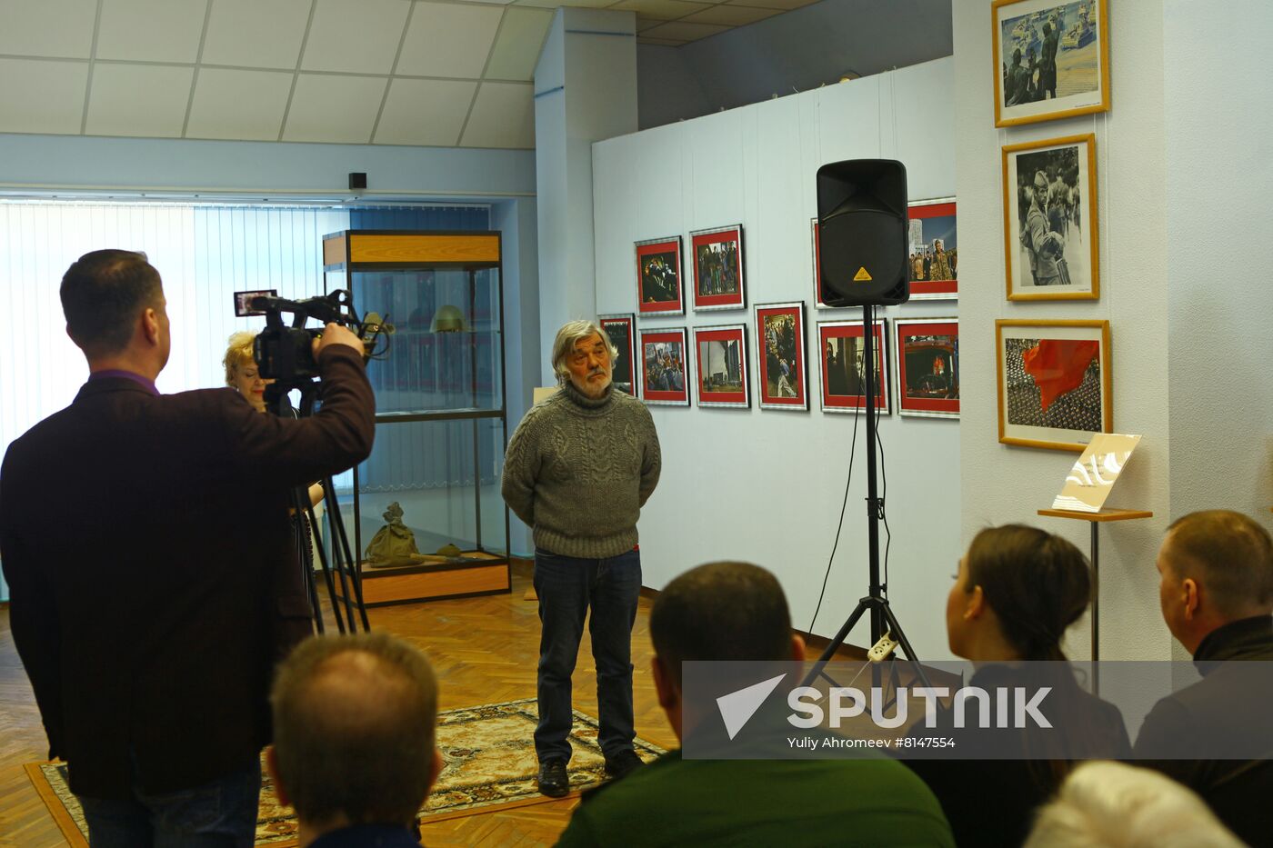 Soldier's Labor photo exhibition by photo correspondent Vladmir Vyatkin