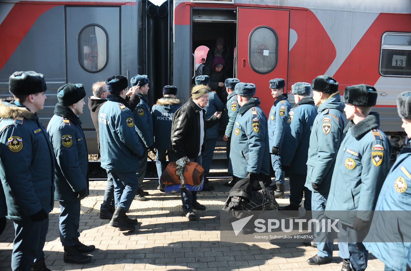 Russia DPR LPR Evacuees