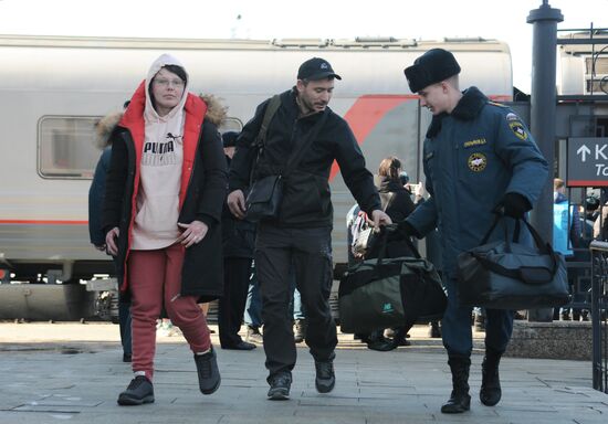 Russia DPR LPR Evacuees