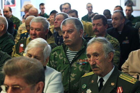 Soldiers on Duty project by photojournalist Vladimir Vyatkin
