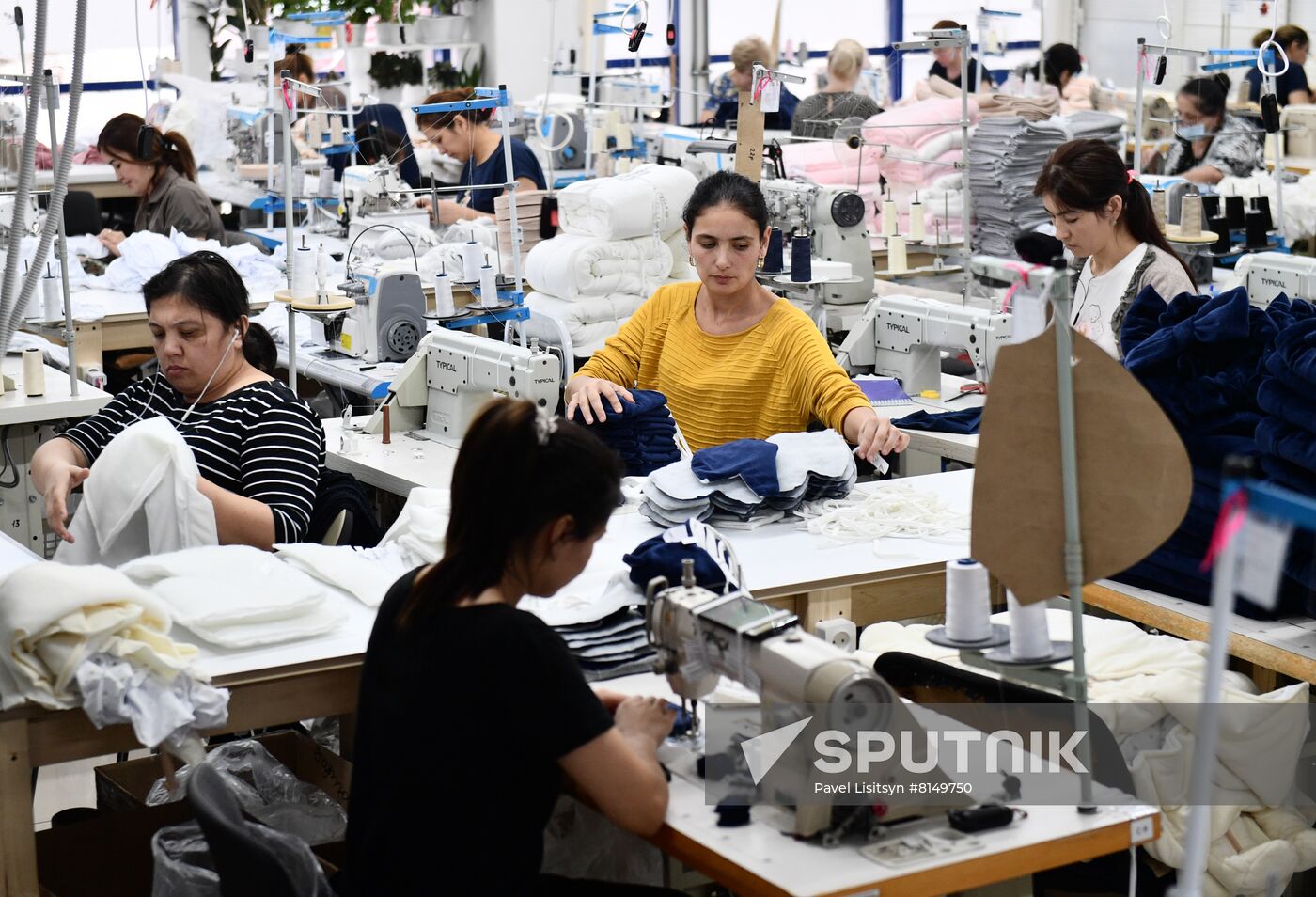 Russia Newborn Clothes Factory