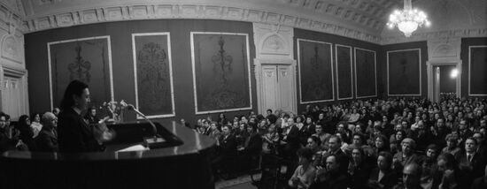 State Bolshoi Theater of USSR nominates candidates for deputies of USSR Supreme Soviet