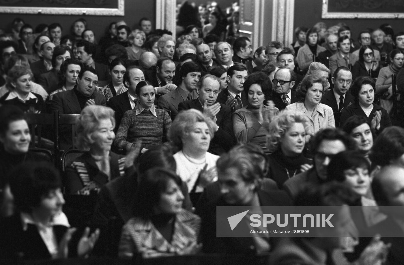Bolshoi Theater staff members nominate candidates for deputies of USSR Supreme Soviet