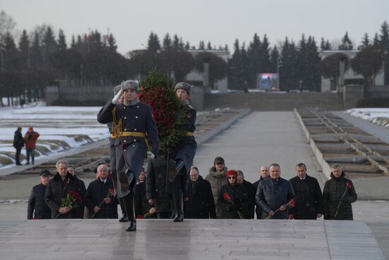 Russia Flowers Laying