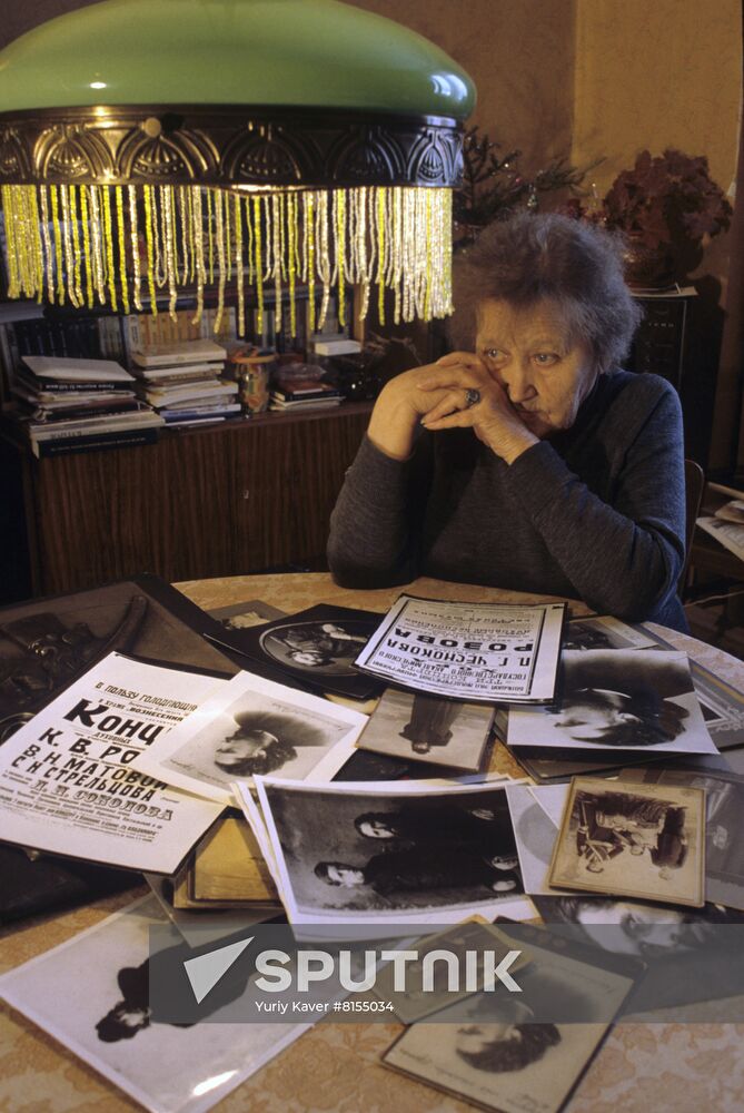 Art scholar Lyudmila Rozova