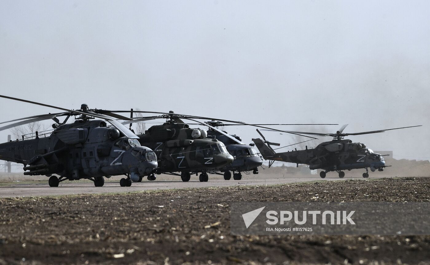 Ukraine Russia Military Operation Airfield