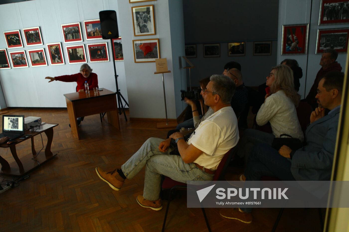 MIA Rossiya Segodnya photo correspondent Vladimir Vyatkin’s creative session