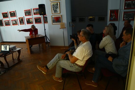 MIA Rossiya Segodnya photo correspondent Vladimir Vyatkin’s creative session