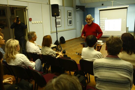 MIA Rossiya Segodnya photo correspondent Vladimir Vyatkin’s creative session
