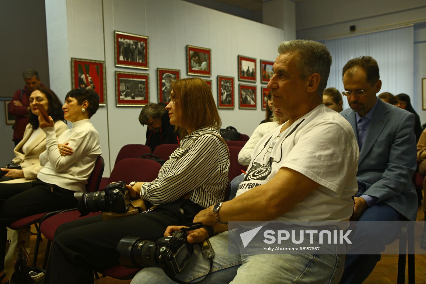 MIA Rossiya Segodnya photo correspondent Vladimir Vyatkin’s creative session