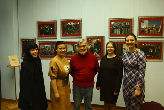 MIA Rossiya Segodnya photo correspondent Vladimir Vyatkin’s creative session