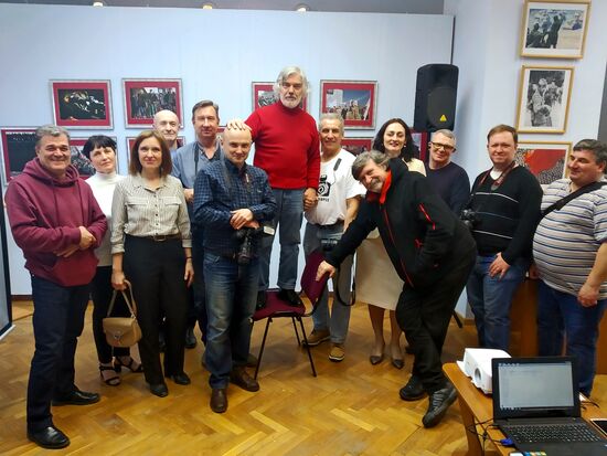 MIA Rossiya Segodnya photo artist Vladimir Vyatkin’s creative session