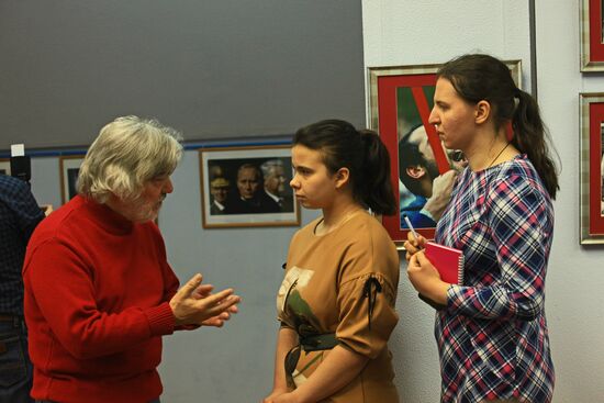 MIA Rossiya Segodnya photo correspondent Vladimir Vyatkin’s creative session