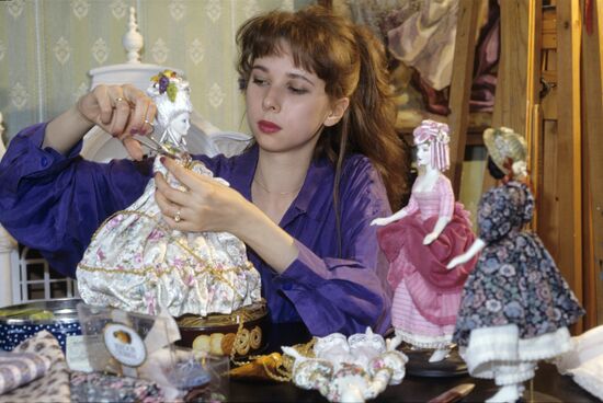 Doll-maker Alexandra Khudyakova