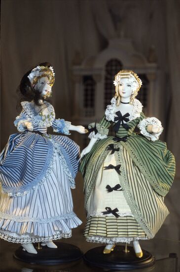 Doll-maker Alexandra Khudyakova