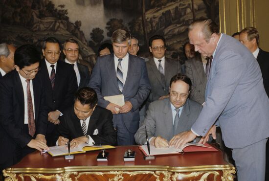 Philippines delegation visits USSR