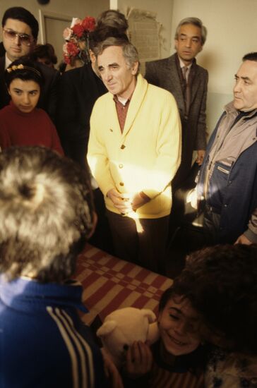 Frtench singer Charles Aznavour visits Armenia