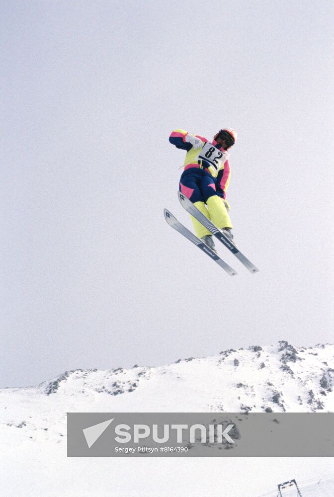 1989 International Freestyle Tournament in Dombai