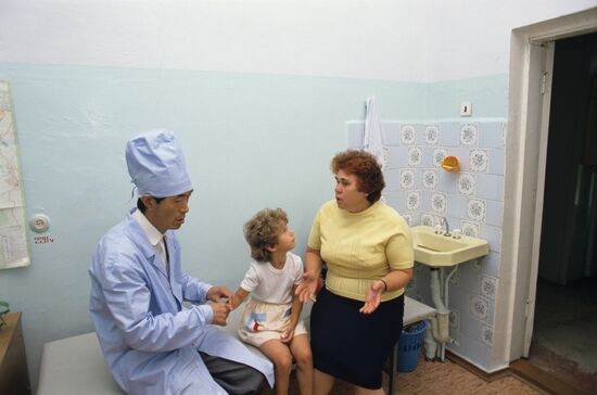 Doctor Yuri Jiang Kanzheng