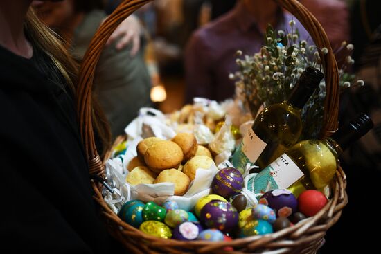 Russia Catholic Easter