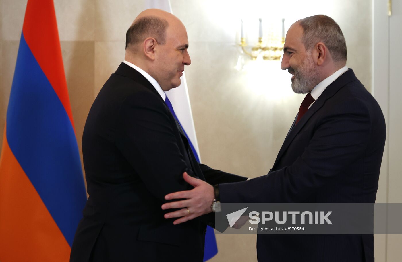 Russia Mishustin Pashinyan