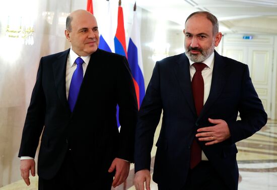 Russia Mishustin Pashinyan