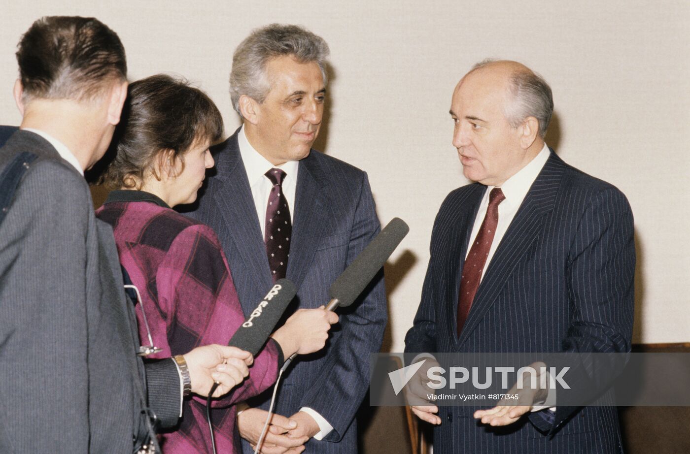 Egon Krentz visits USSR
