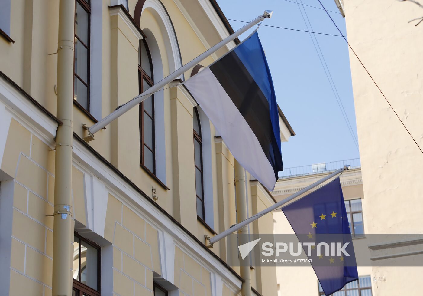 Russia Baltic States Consulates Closing