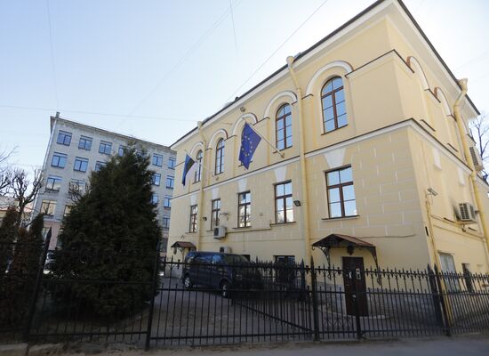 Russia Baltic States Consulates Closing