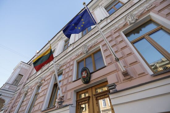 Russia Baltic States Consulates Closing