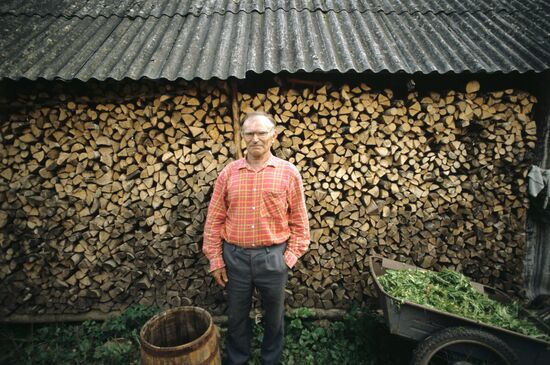 Belarusian beemaster Pimen Rusalovsky