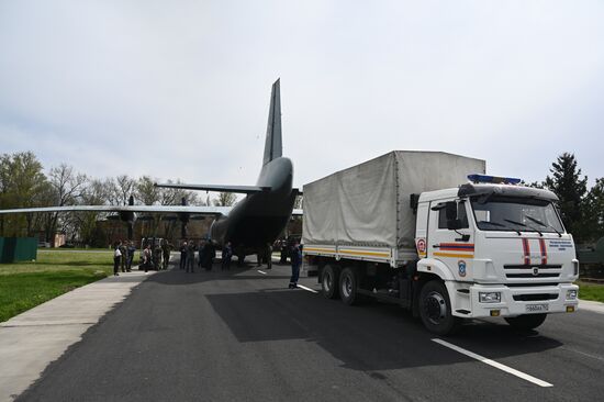 Russia Ukraine Orthodox Easter Preparations
