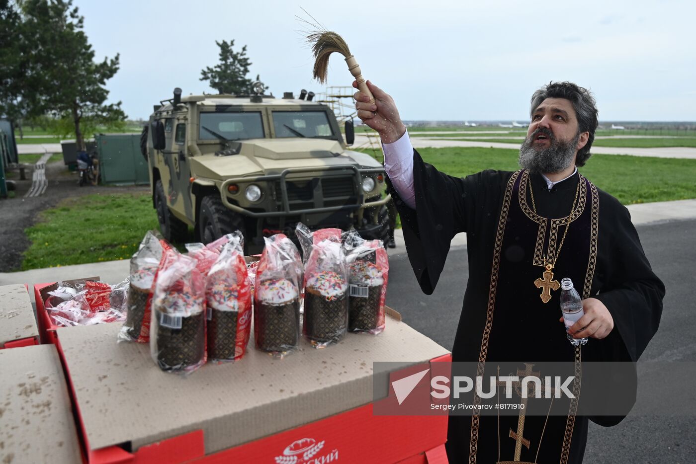 Russia Ukraine Orthodox Easter Preparations