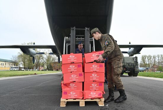 Russia Ukraine Orthodox Easter Preparations