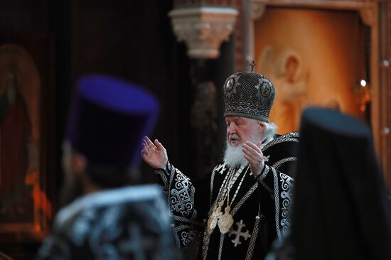 Russia Religion Patriarch Easter Cakes Blessing