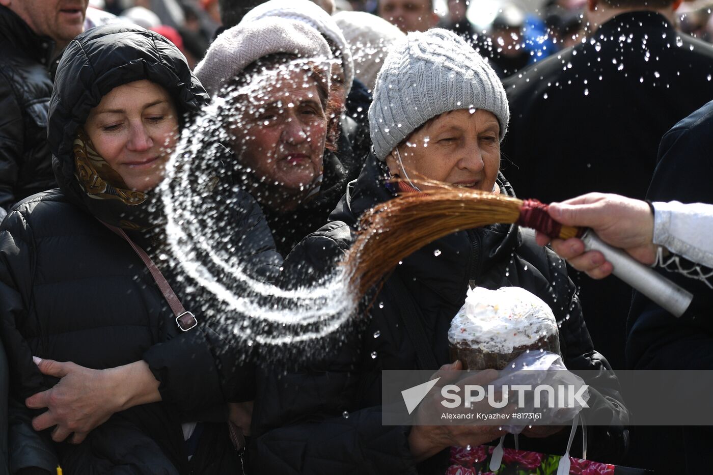 Russia Religion Easter Cakes Blessing