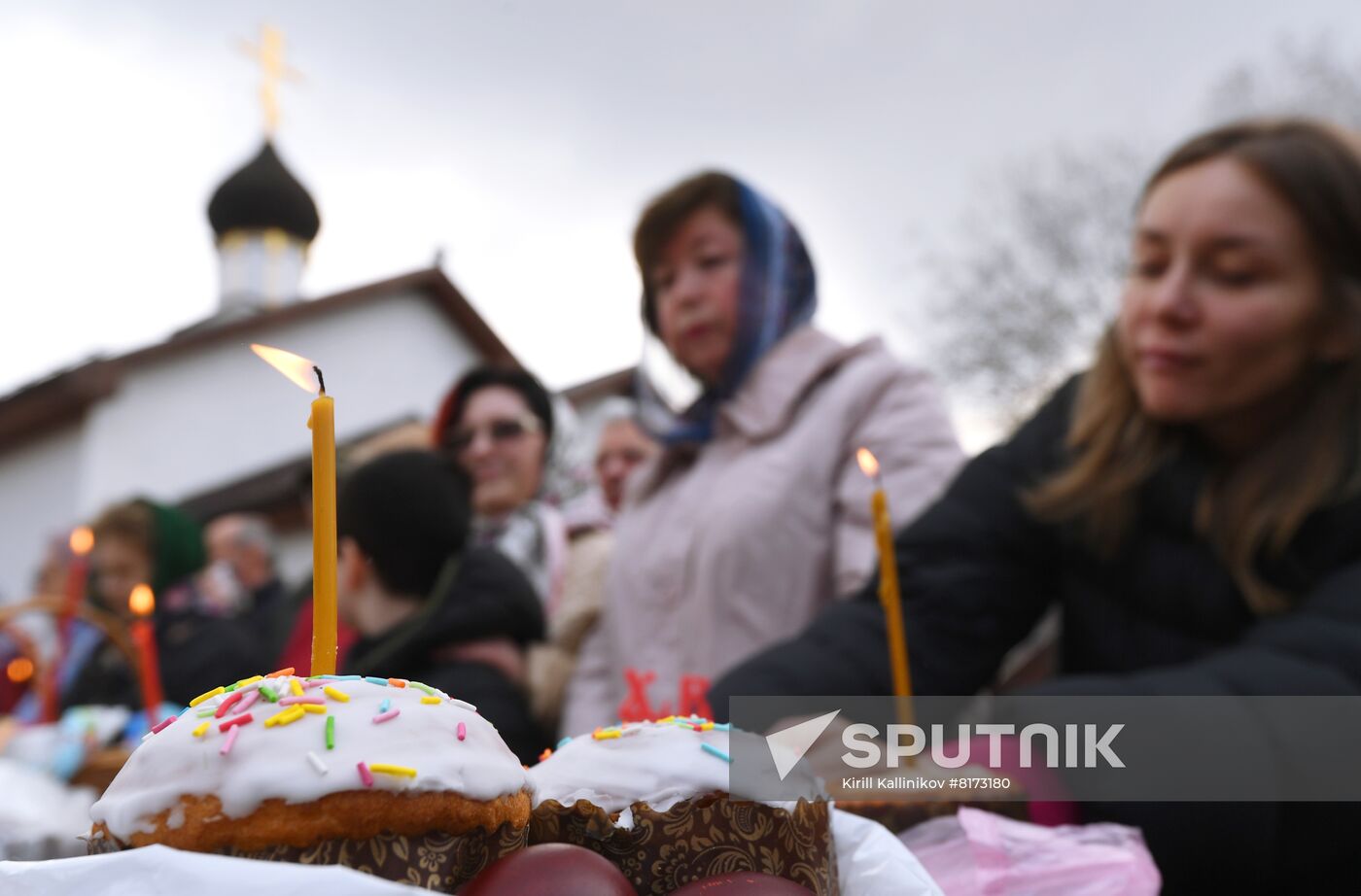 Russia Religion Easter Cakes Blessing