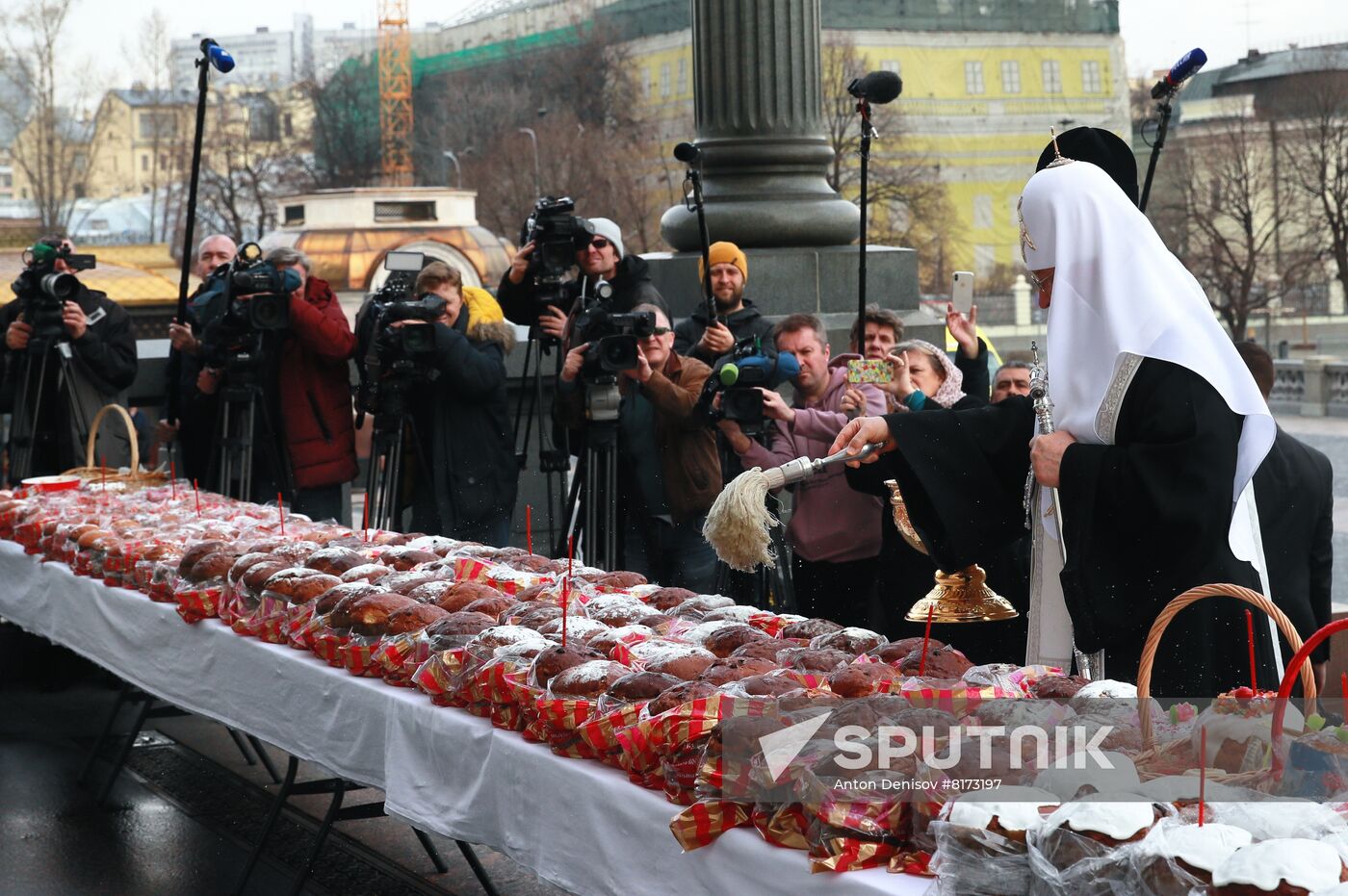 Russia Religion Patriarch Easter Cakes Blessing