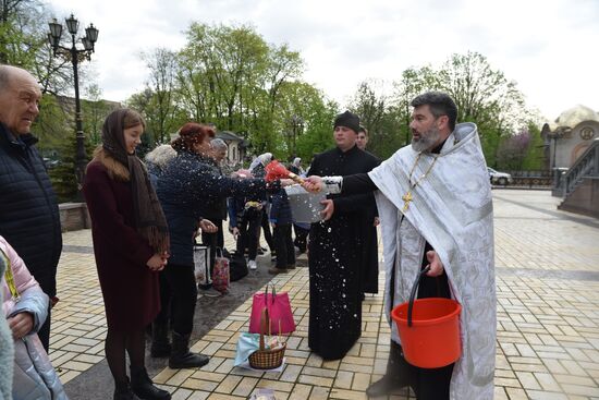 DPR LPR Orthodox Easter